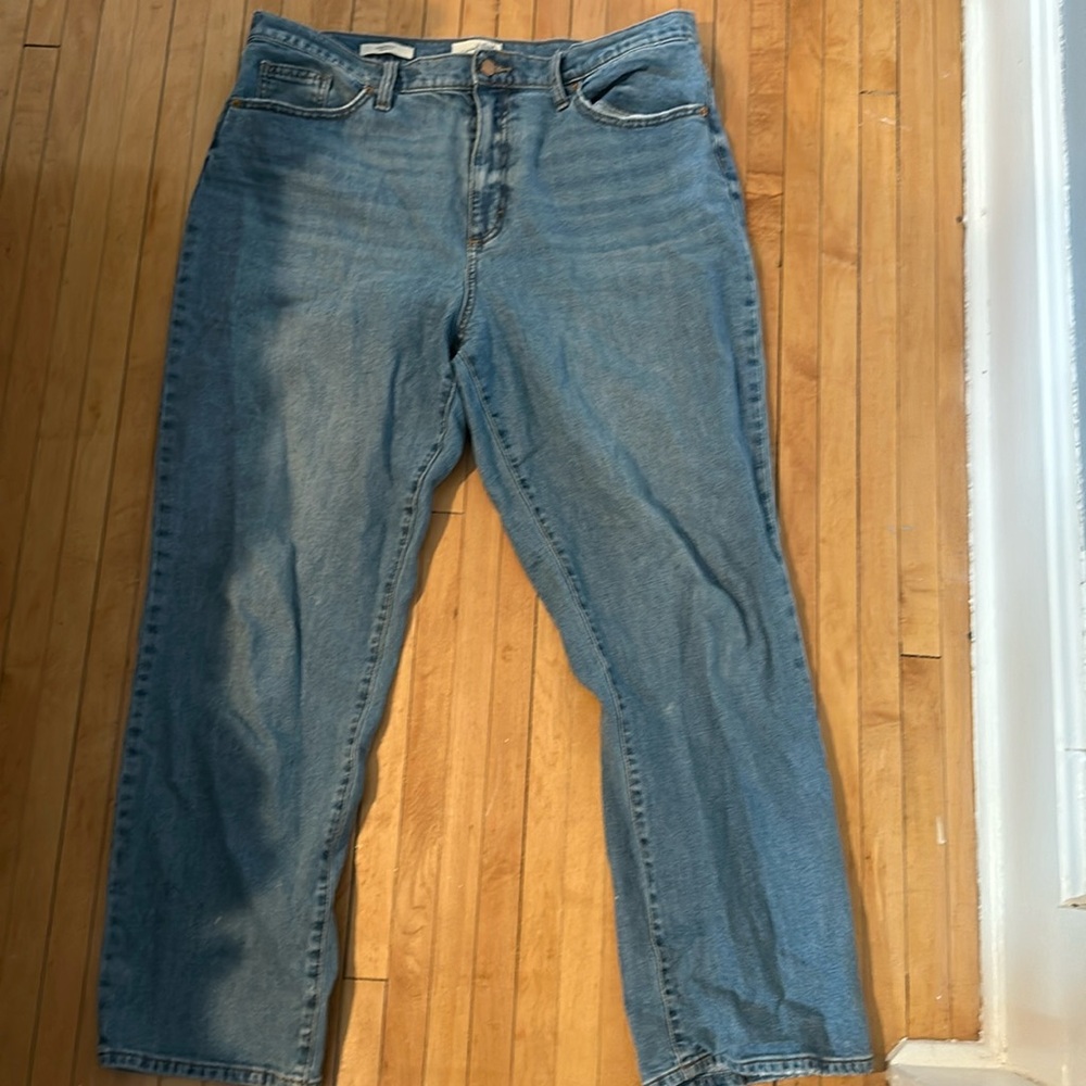 Universal thread vintage straight leg jean